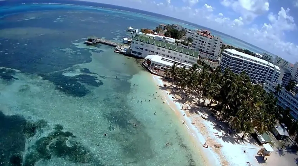 Edificio Apartamentos Hansa Alado De La Playa San Andrés 0*,  Kolumbie
